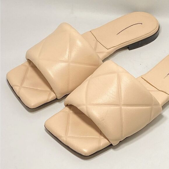 Bottega Veneta Padded Leather Flat Sandals size 37 - Picture 3 of 11